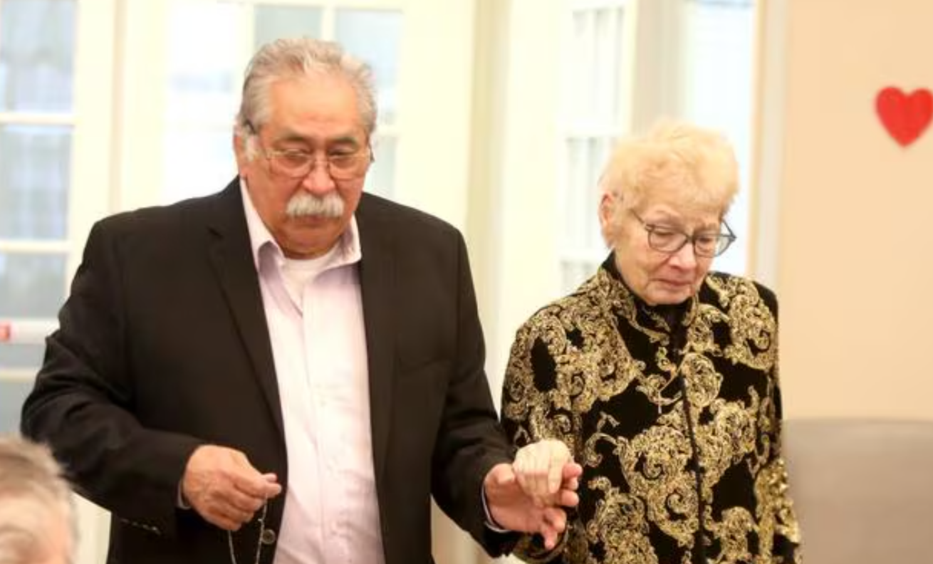 Churchill Place Memory Care Couples Renew Wedding Vows